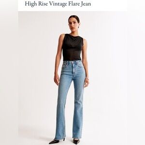 Abercrombie Curve Love High Rise Flare Jeans Size 32 14 Light Wash Y2K Retro Fit